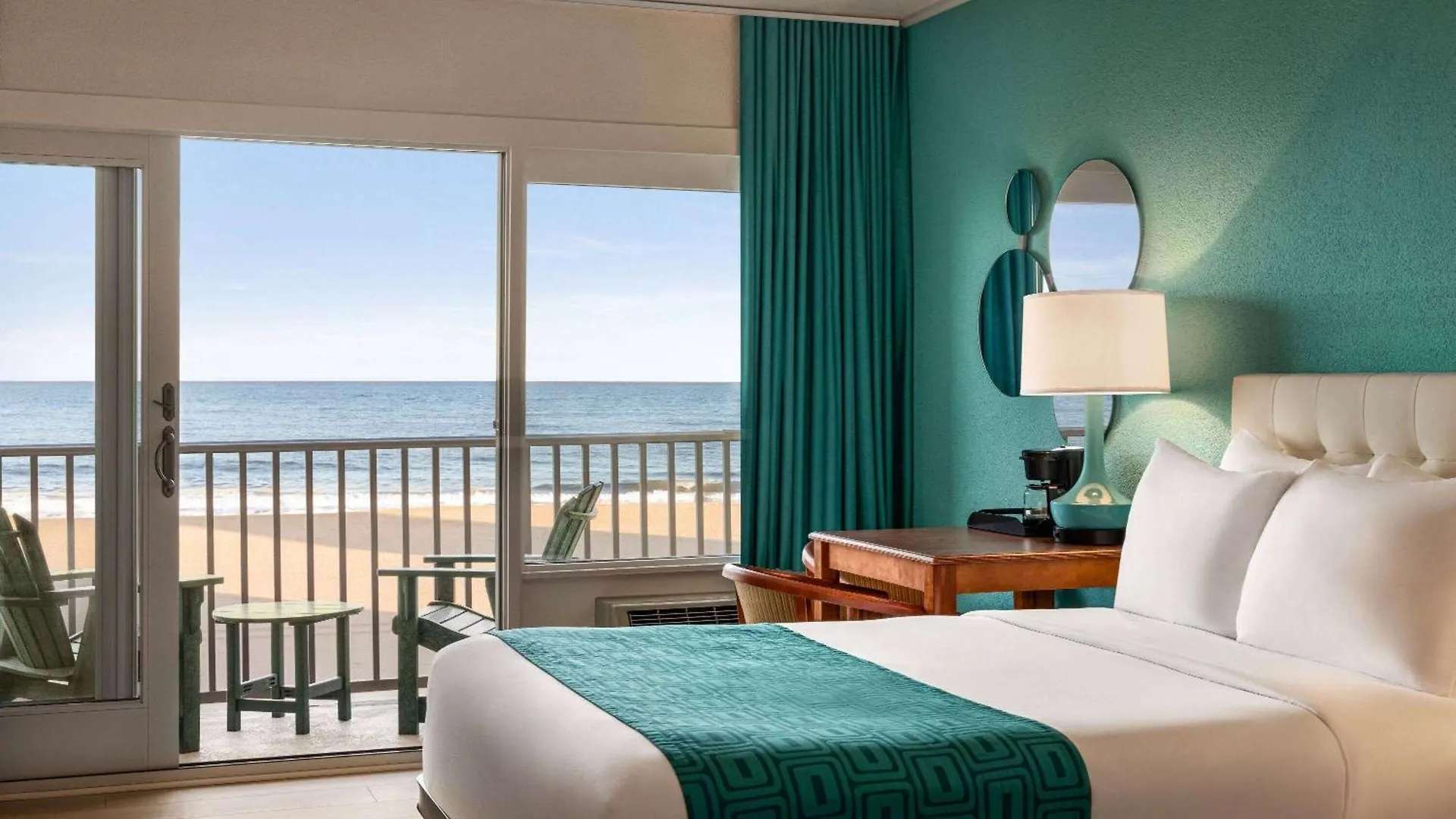Howard Johnson By Wyndham Ocean City Oceanfront Hotel