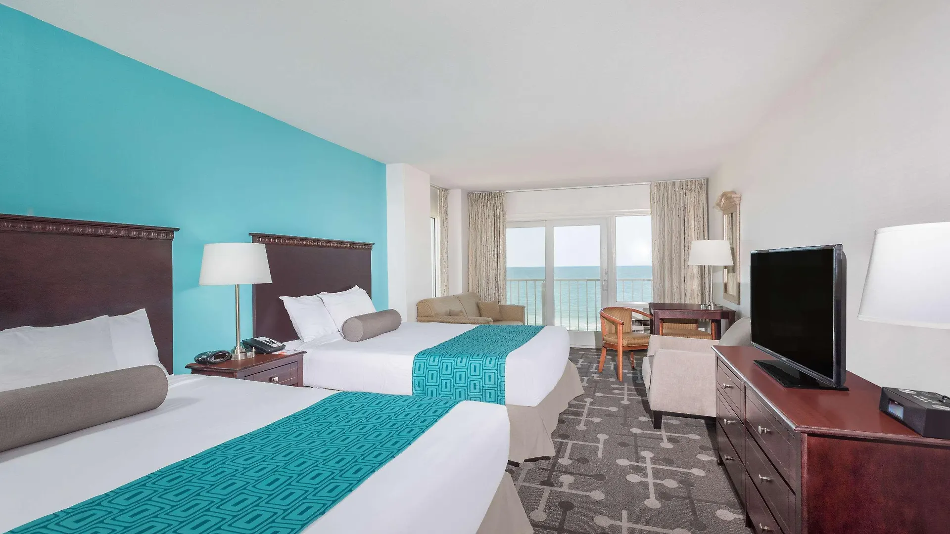 Howard Johnson By Wyndham Ocean City Oceanfront
